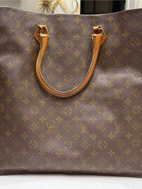 Louis Vuitton Monogram Canvas Tote in Brown and Tan Sac Plat